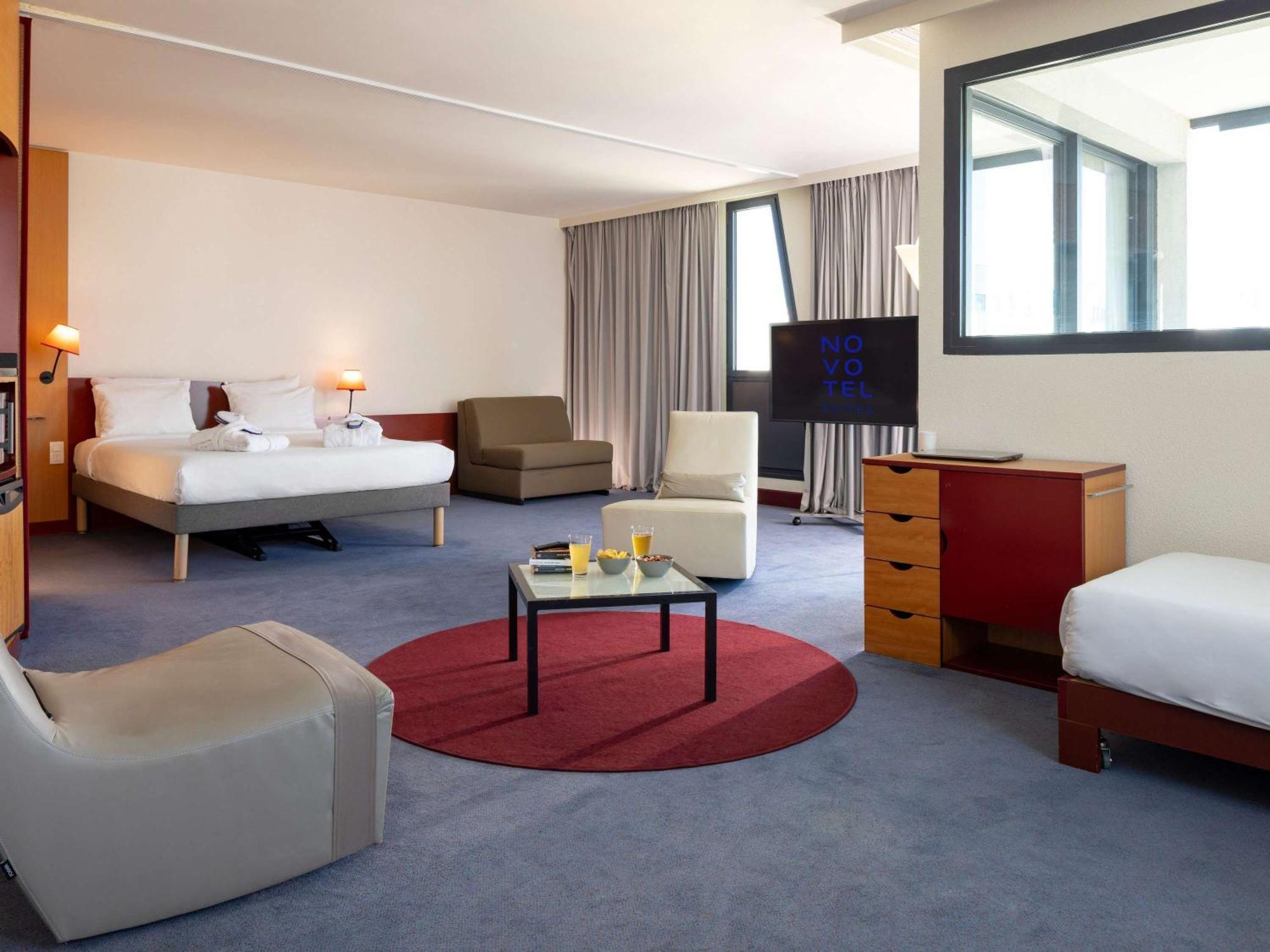Novotel Suites Marseille Centre Euromed Exteriör bild