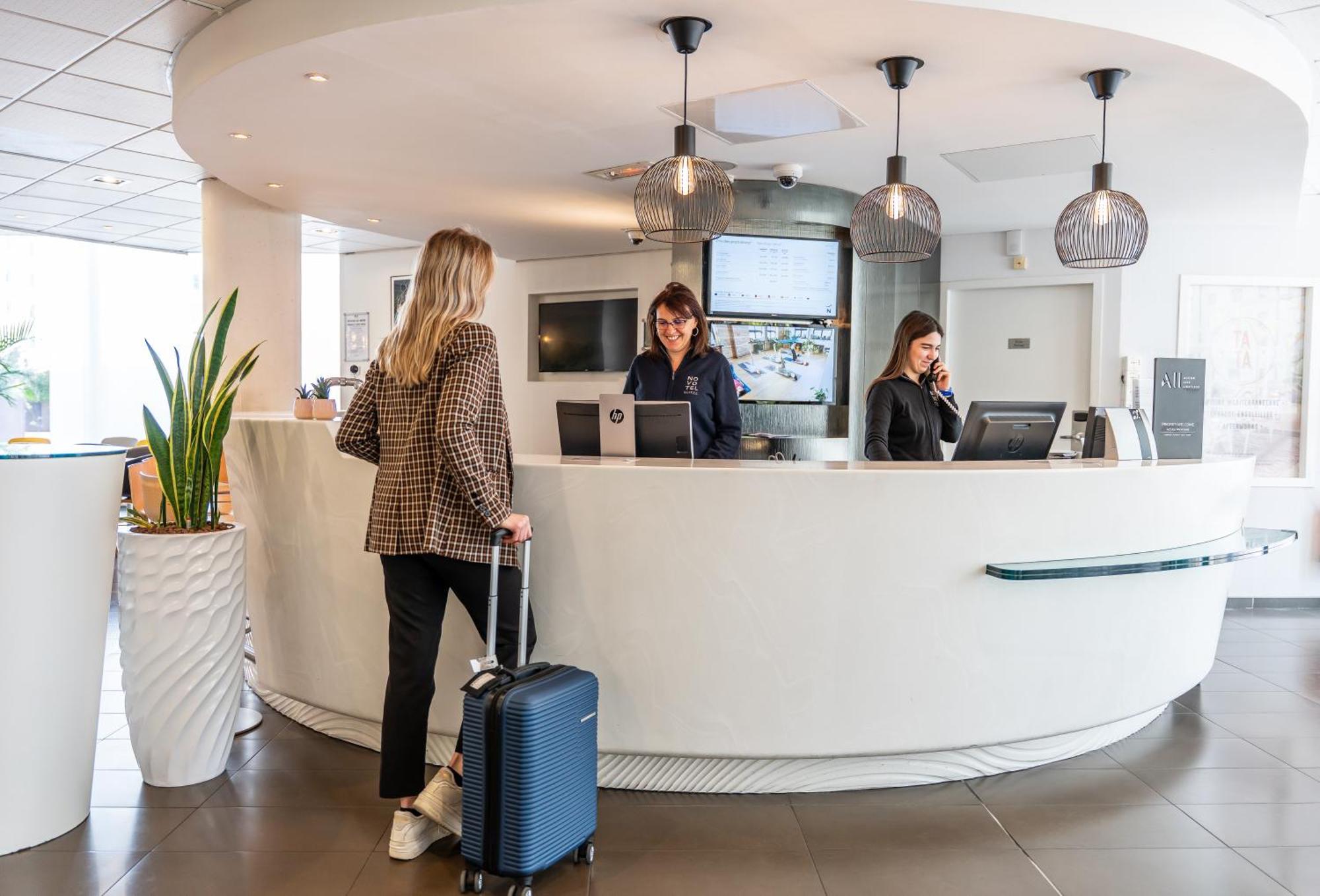 Novotel Suites Marseille Centre Euromed Exteriör bild