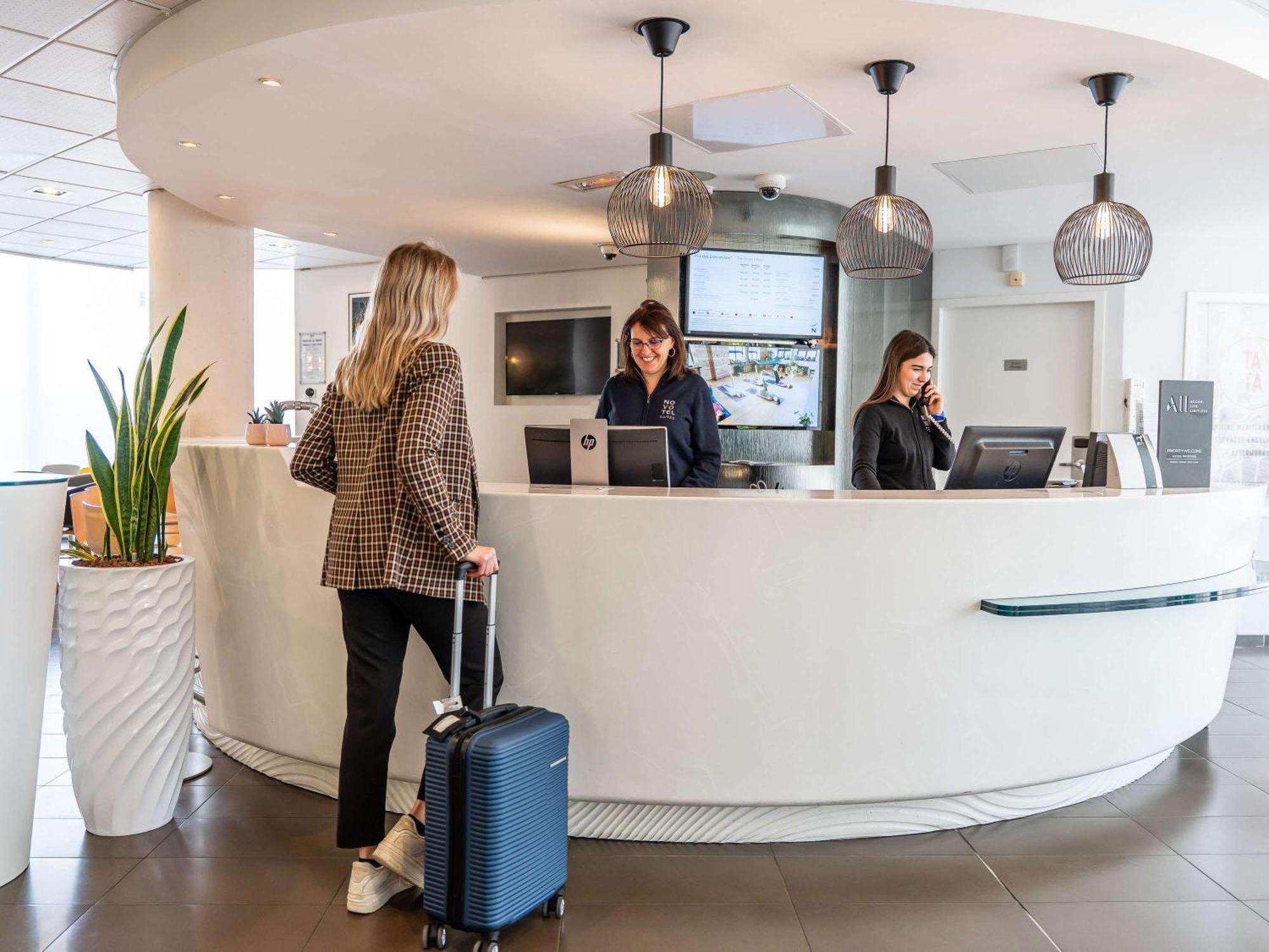 Novotel Suites Marseille Centre Euromed Exteriör bild